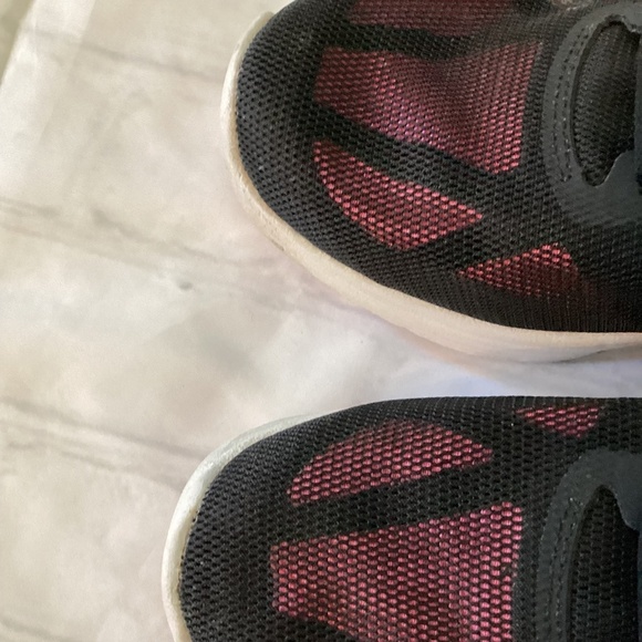 NIKE REVOLUTION 3 SNEAKERS (Size: 10) ( Color : Pink/ Black) PREOWNED - Picture 10 of 10